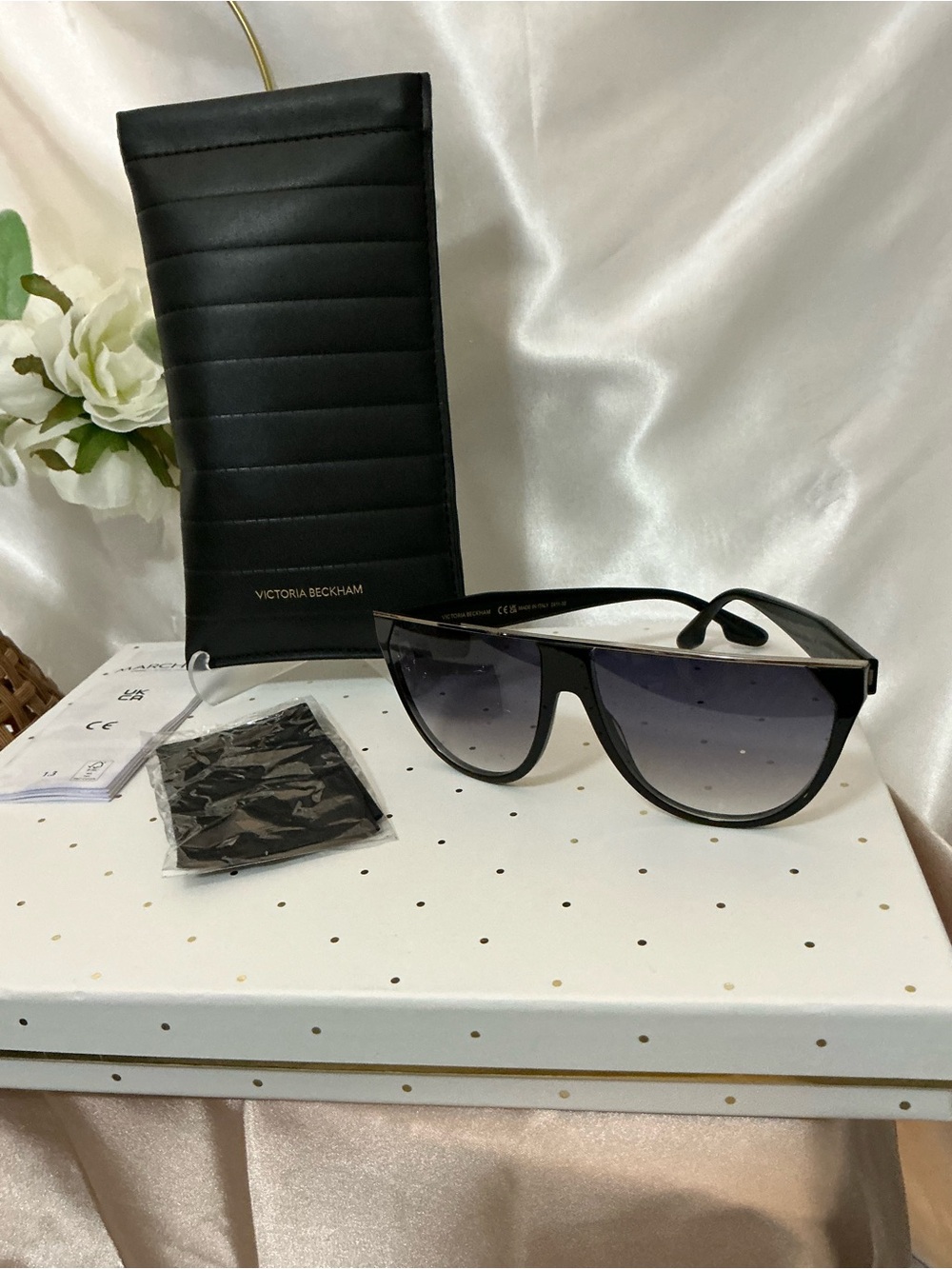 NWOT Victoria Beckham VB682S Shield Oversized Sunnies 61 13 145